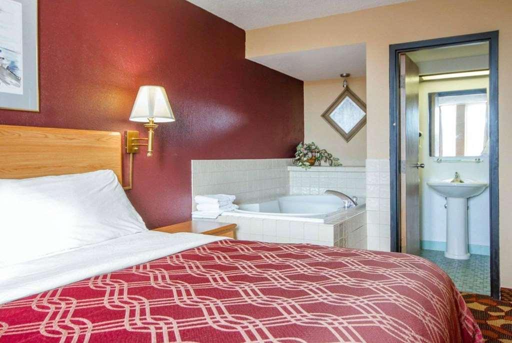 Wingate By Wyndham Sheboygan Hotel Faciliteiten foto