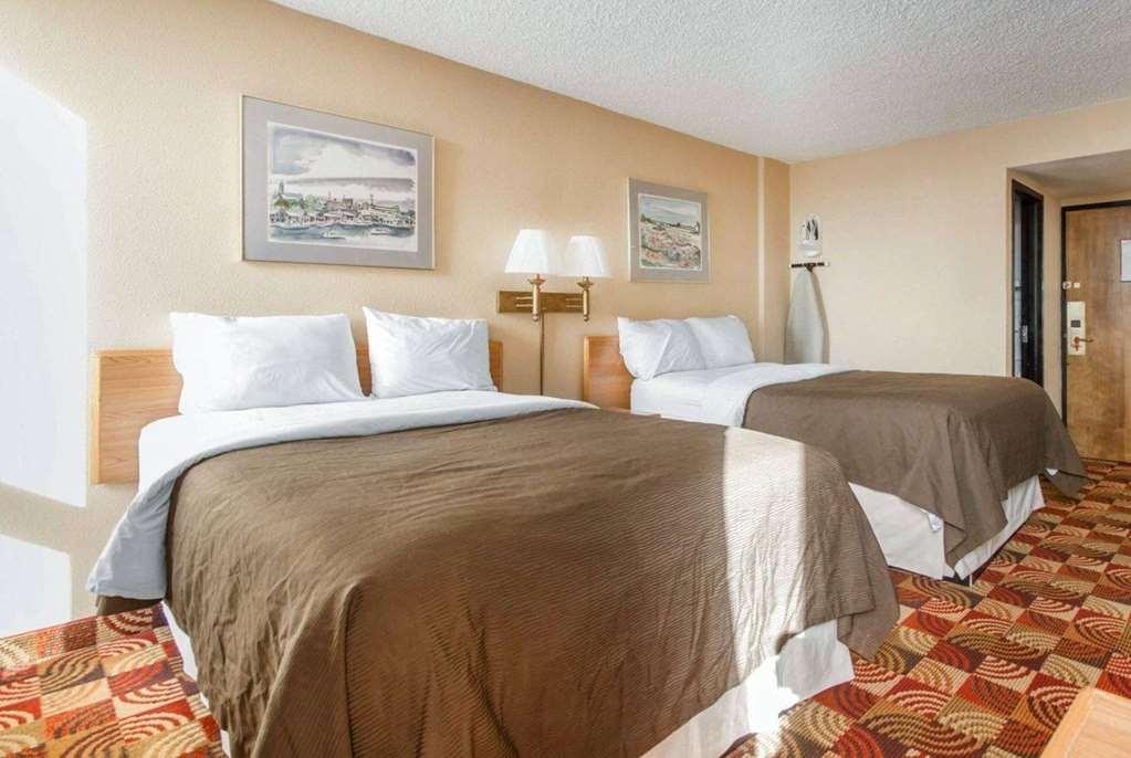 Wingate By Wyndham Sheboygan Hotel Faciliteiten foto