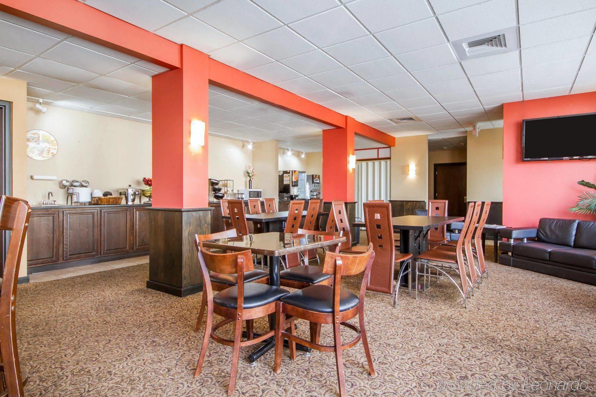Wingate By Wyndham Sheboygan Hotel Buitenkant foto